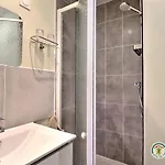 Le Pied Du Geant Tatil Evi *